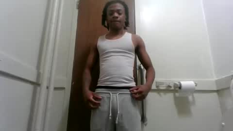 massivemalik online show from December 29, 3:44 am