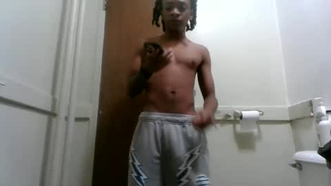 massivemalik online show from January 1, 6:27 pm