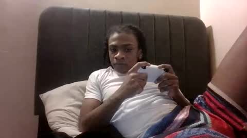 massivemalik online show from December 27, 9:32 pm