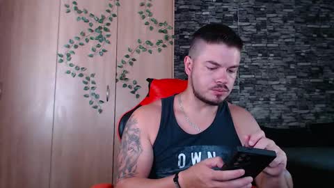 Master Blue Eye online show from February 4, 7:01 am