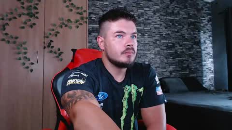 Master Blue Eye online show from March 20, 9:14 am