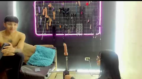 Axel And Melany online show from May 25, 2:01 pm