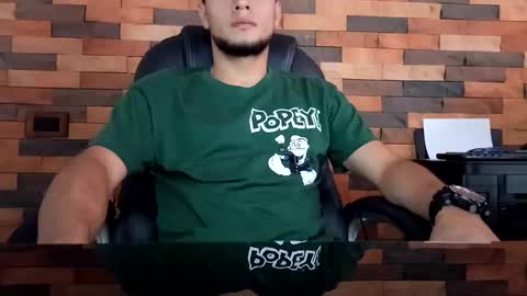 Snapshot of masterch6 chatting on January 28, 12:43 pm masterch6 online show from January 28, 12:43 pm