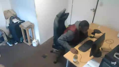 Masterdomfuck online show from June 23, 1:17 pm