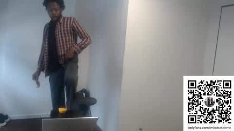 Snapshot of masterdomfuck chatting on October 22, 3:35 pm Masterdomfuck online show from October 22, 3:35 pm