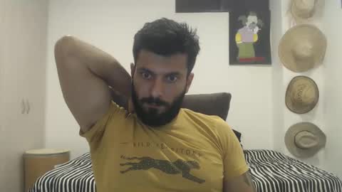 Snapshot of masterofinfatuation chatting on March 4, 7:11 pm   online show from March 4, 7:11 pm