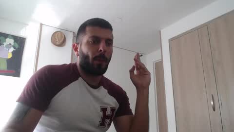 Snapshot of masterofinfatuation chatting on December 29, 2:21 pm   online show from December 29, 2:21 pm