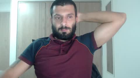 Snapshot of masterofinfatuation chatting on December 14, 12:33 am   online show from December 14, 12:33 am