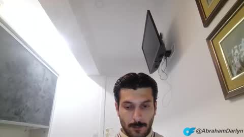 Snapshot of masterofinfatuation chatting on October 27, 9:04 pm   online show from October 27, 9:04 pm