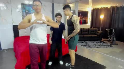 Team Cris Darwin- Fernando- Stiven- David online show from March 11, 11:57 am