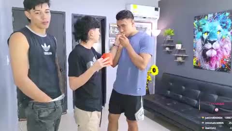 Team Cris Darwin- Fernando- Stiven- David online show from July 28, 2:13 pm