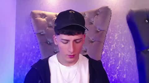 mateo mitchell online show from October 22, 4:59 am