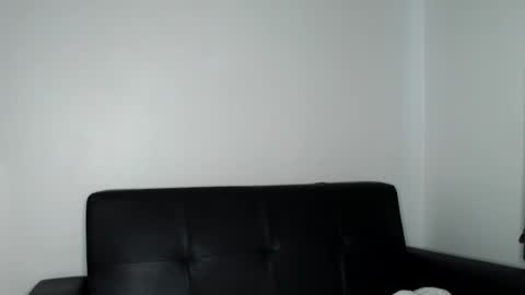 Snapshot of mateo_zeus chatting on February 22, 4:29 am mateo_zeus online show from February 22, 4:29 am