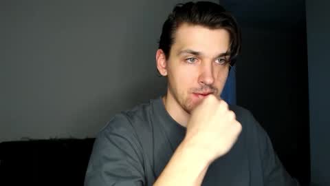 Snapshot of mateo_zeus chatting on October 29, 1:29 am mateo_zeus online show from October 29, 1:29 am