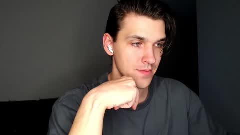 Snapshot of mateo_zeus chatting on October 24, 12:55 am mateo_zeus online show from October 24, 12:55 am