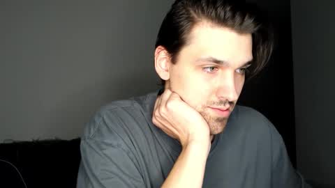 Snapshot of mateo_zeus chatting on November 2, 3:17 am mateo_zeus online show from November 2, 3:17 am