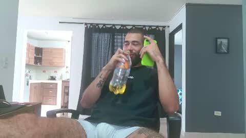 Matheus     online show from June 21, 6:36 pm