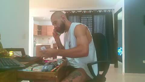 Matheus     online show from June 26, 3:28 pm
