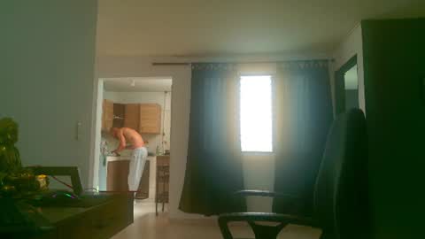 Matheus     online show from June 29, 7:13 pm