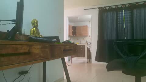 Matheus     online show from June 23, 12:44 pm