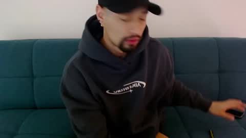 STRURIBE ON INSTAGRAM online show from February 18, 5:20 pm