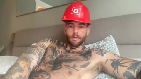 Mat Loyal online show from October 31, 4:51 pm