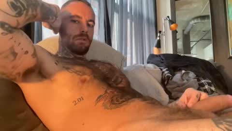 Mat Loyal online show from October 29, 8:31 pm