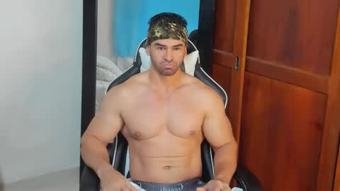 mathews_smith online show from February 18, 11:54 am