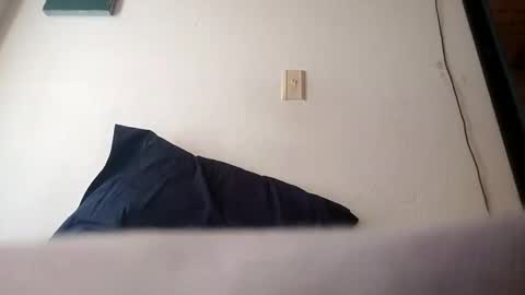 matias_xzc online show from November 12, 4:53 pm