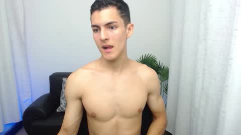 Matias online show from December 3, 3:24 pm