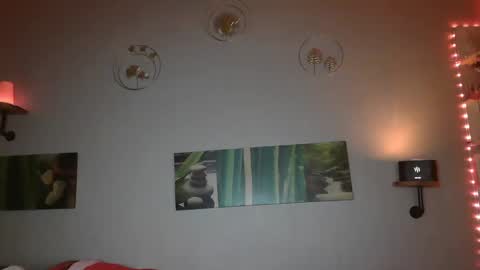 Snapshot of matrike1 chatting on February 8, 7:27 pm matrike1 online show from February 8, 7:27 pm