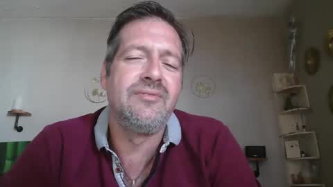 Snapshot of matrike1 chatting on September 28, 2:04 pm matrike1 online show from September 28, 2:04 pm