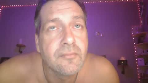 Snapshot of matrike1 chatting on October 20, 3:28 pm matrike1 online show from October 20, 3:28 pm