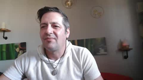 Snapshot of matrike1 chatting on January 26, 1:04 pm matrike1 online show from January 26, 1:04 pm