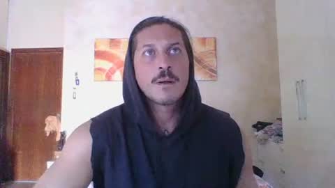 matteushh87 online show from July 7, 3:49 pm