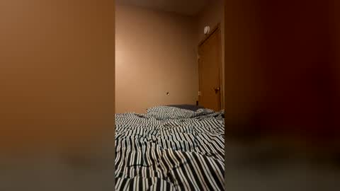 MH online show from March 3, 6:31 am