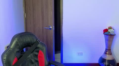 mattias     online show from March 29, 5:09 am