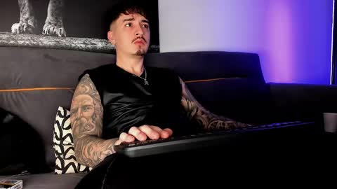 Snapshot of mattytwink69 chatting on February 23, 7:22 am Matt online show from February 23, 7:22 am