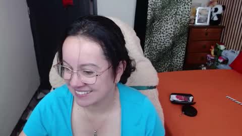 Sonia online show from December 3, 3:34 pm