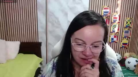 Sonia online show from July 6, 10:55 pm