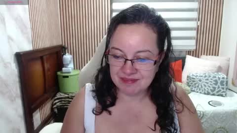 Sonia online show from June 3, 12:02 am