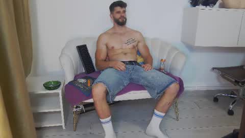 mauro_real_man online show from June 28, 4:25 pm