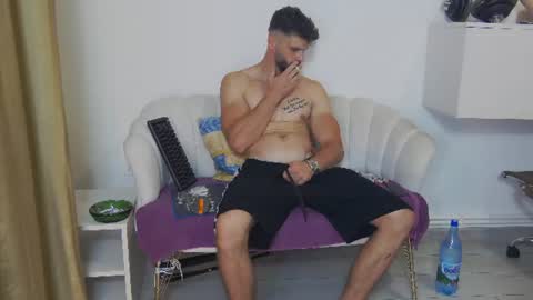mauro_real_man online show from June 29, 4:17 pm
