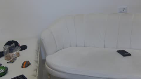 mauro_real_man online show from June 12, 7:35 pm