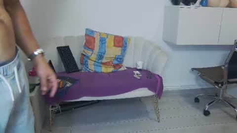 mauro_real_man online show from July 20, 7:44 am