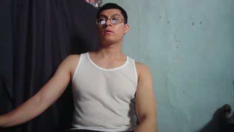 Mauro online show from March 15, 10:02 pm