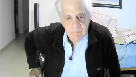 max_2017 online show from August 9, 9:41 pm