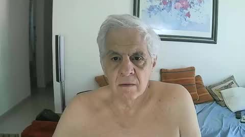 max_2017 online show from December 4, 1:25 pm