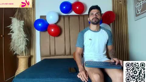 Max  Ashley online show from July 4, 2:10 pm
