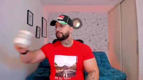 max D. online show from May 23, 3:02 am